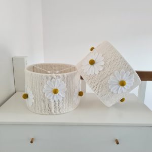 Lampa dziecięca Stokrotki – magiczny klimat kwiatowej łąki w pokoju dziecka