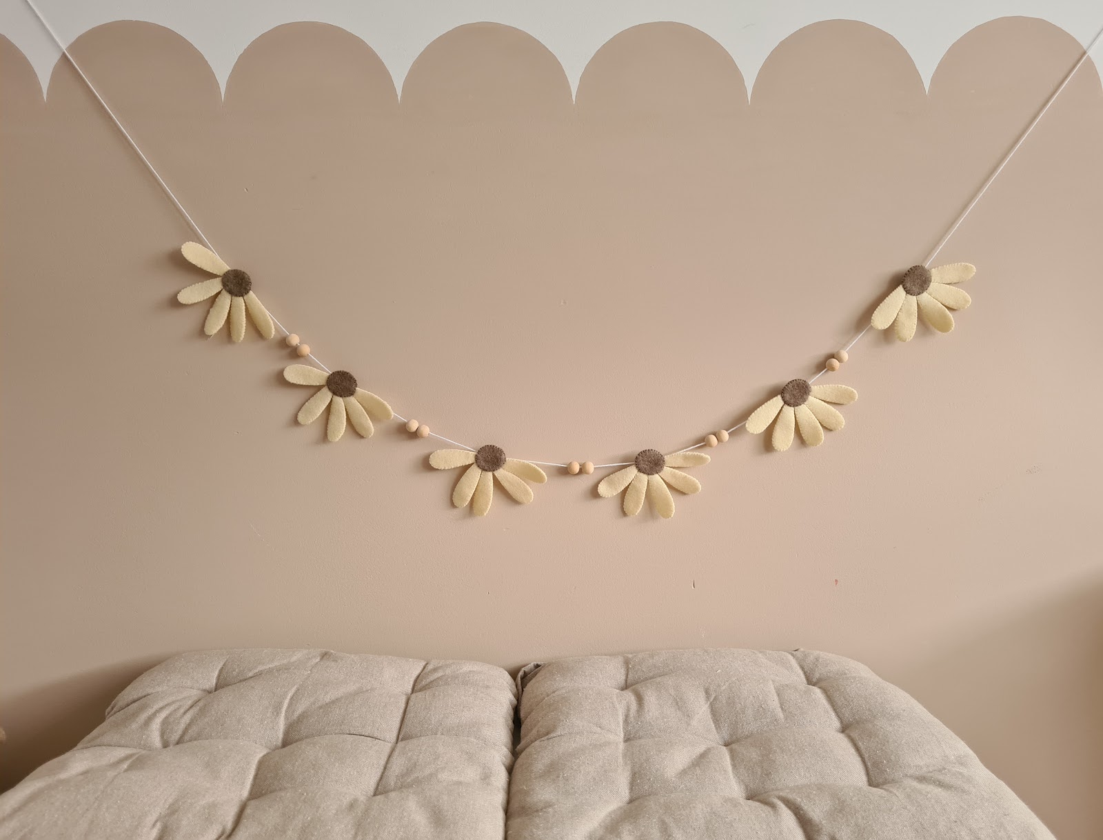 Girlanda „Kwiaty Boho” – Kwiatowa dekoracja w stylu boho - obrazek 2