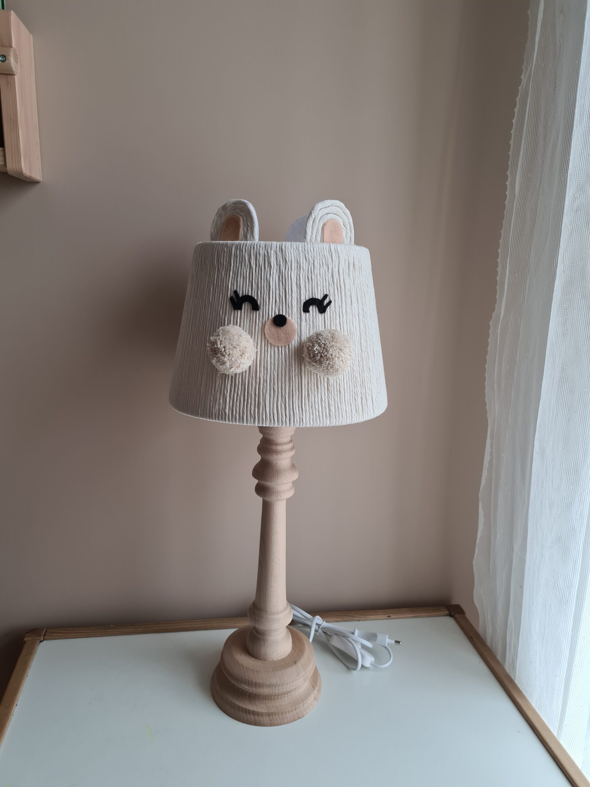 Lampka nocna "Misiowa" - ręcznie wykonana dekoracja pokoju - obrazek 3