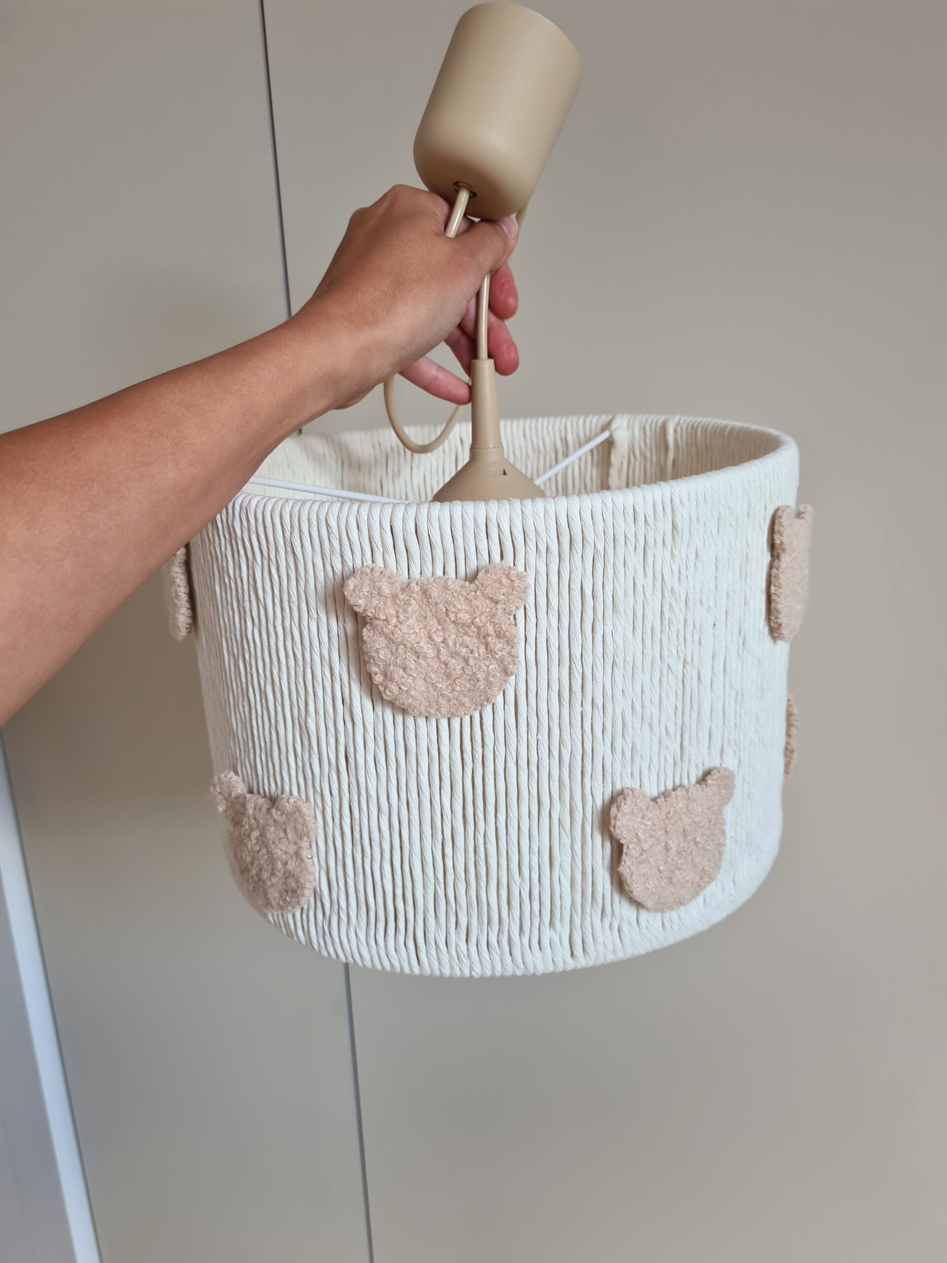 Lampa sufitowa boho Miś – beżowy klosz do pokoju dziecka - obrazek 4