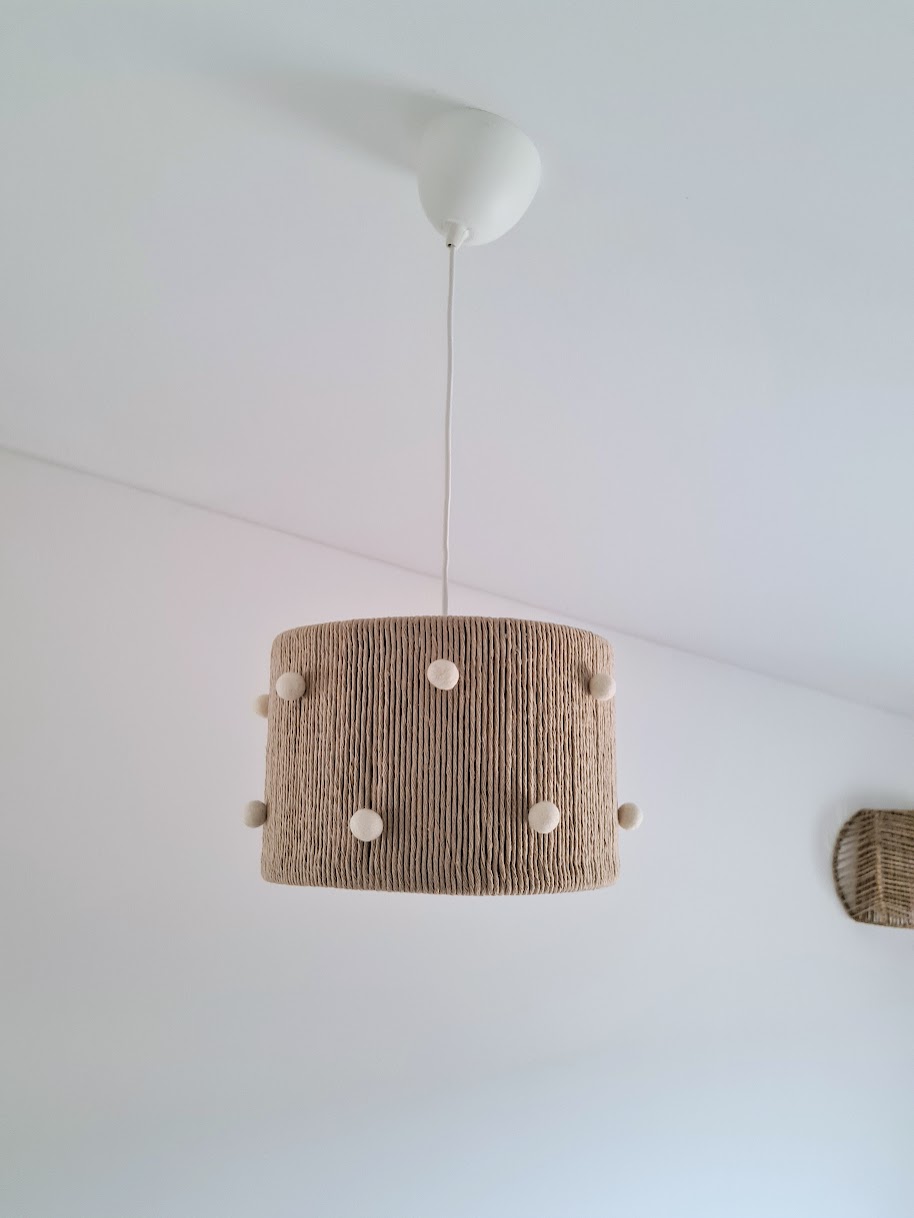 Lampa sufitowa "Kulki boho"- Ciepły i naturalny akcent do wnętrza
