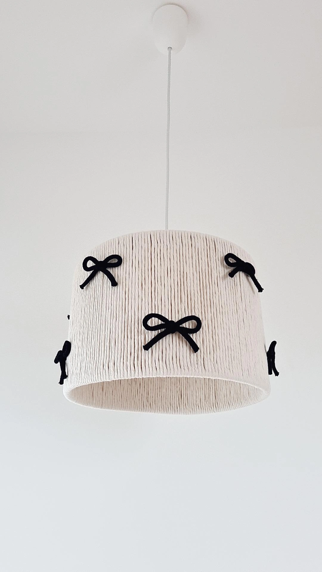 Lampa sufitowa „Kokardki” – dekoracyjny abażur do wnętrz - obrazek 3