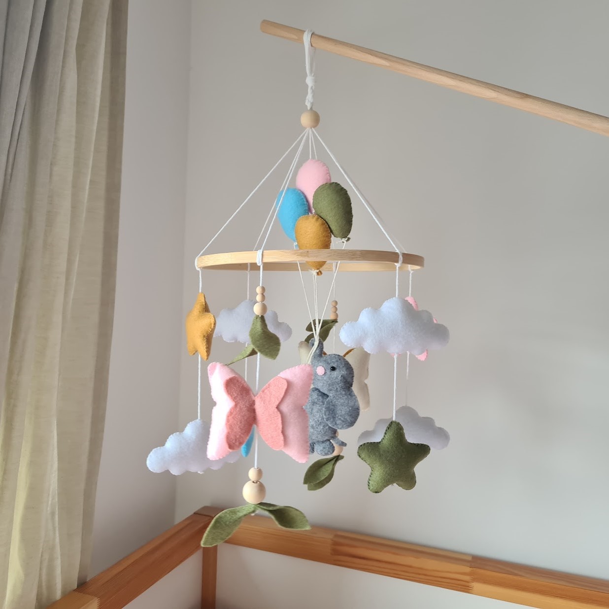 Karuzela nad łóżeczko SŁONIK i kolorowe Balony – Boho